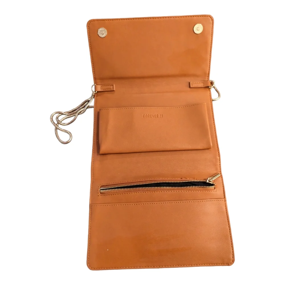 Forever 21 crossbody clutch in camel - Picture 3 of 4